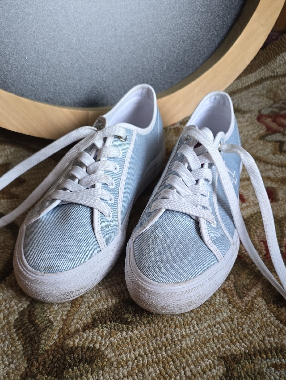 Tommy Hilfiger Casual Light Blue Canvas Lace-Up Sneakers Size 7M